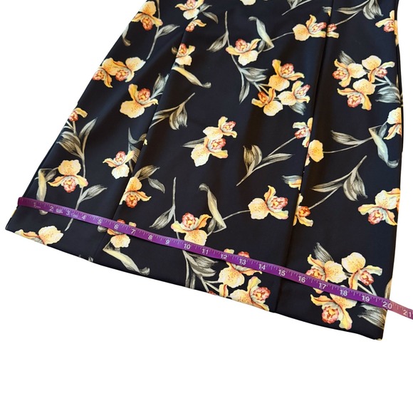 WHBM Black Anthurium Tossed Floral Elbow Sleeve Sheath Dress sz 8 Boat Neck - Picture 11 of 16